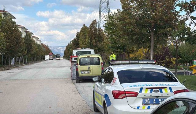 Polisin 'dur' ikazına uymayıp kaçan sürücüye 297 bin TL ceza kesildi
