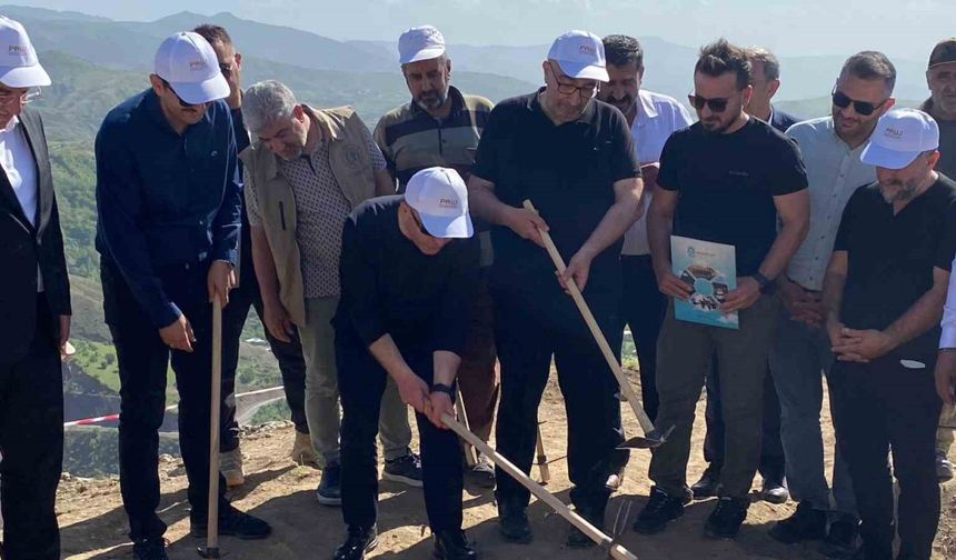 3 Bin Yıllık Kale İçin İlk Kazma Vuruldu