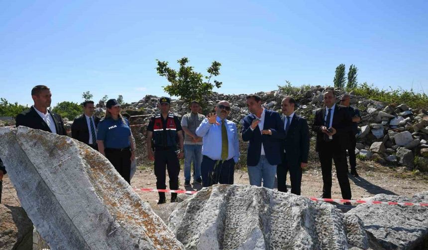 Vali Ustaoğlu’ndan Kyzikos Kazı Evi’ne Ziyaret