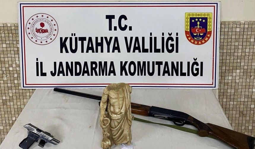 Milattan önce 5. yüzyıla ait heykel ele geçirildi