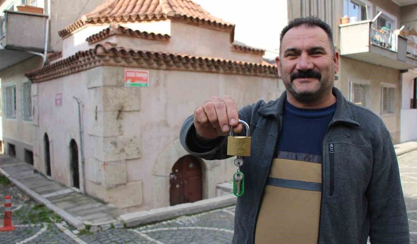 Kilit vurulan 9 türbeden 5'i yeniden ziyarete açıldı