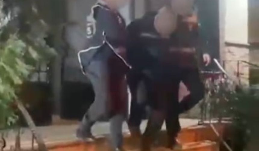 Bursa'da tarihi eser ve ruhsatsız silah operasyonu