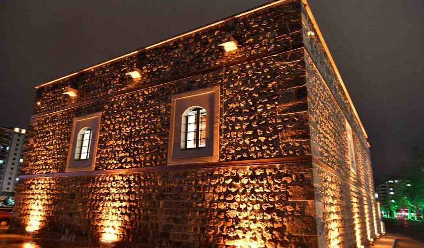 Restorasyon sonrası ilk teravih