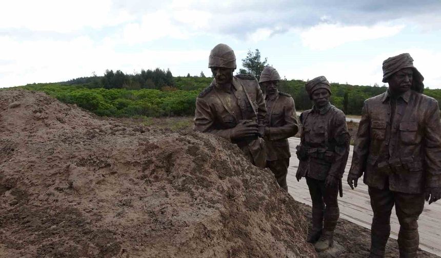 111 yıl önce Atatürk'ün o tarihi fotoğrafının çekildiği alan tarihe tanıklı ediyor