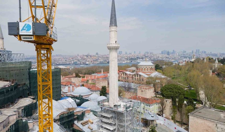 Ayasofya'nın kuzeydoğu minaresinde restorasyon tamamlandı
