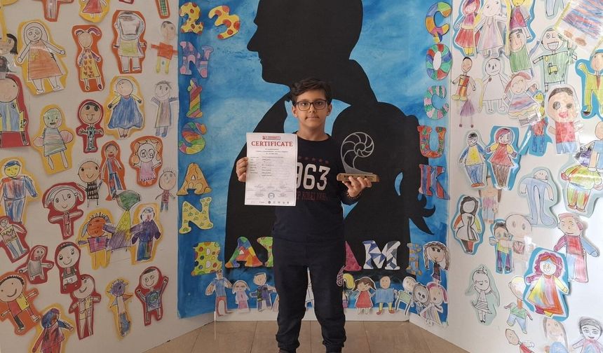 GKV'li Mehmet Aras Çelik Robotik Kodlamada Roma yolcusu