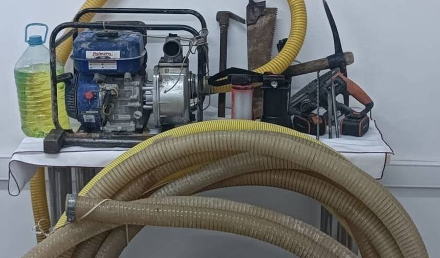 Kırşehir'de kaçak kazı yapan 8 şüpheli suçüstü yakalandı