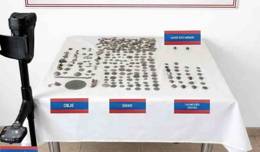 Yozgat'ta tarihi eser nitelikli objeler ele geçirildi