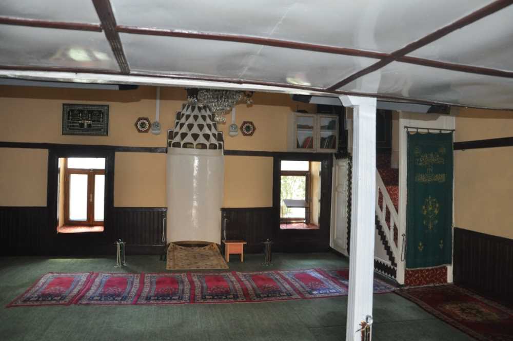 9Cb3F8E9 35E7 4122 B346 24D6717Cb993