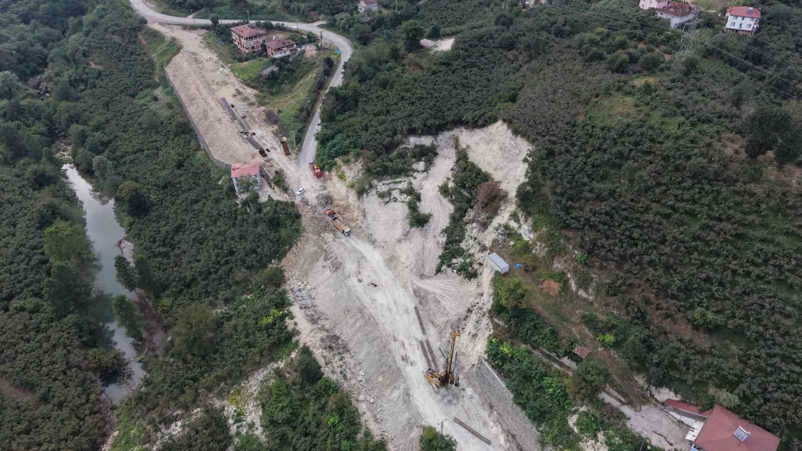 Ordu'yu İç Anadolu'ya bağlayan Akkuş-Niksar kara yolunda fore kazık çalışmaları başladı