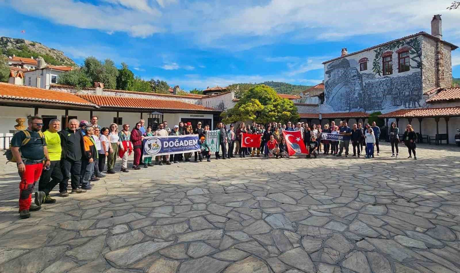 Muğlalı dağcılar Muğla'nın tarihi ve doğal güzelliklerini tanıtıyor